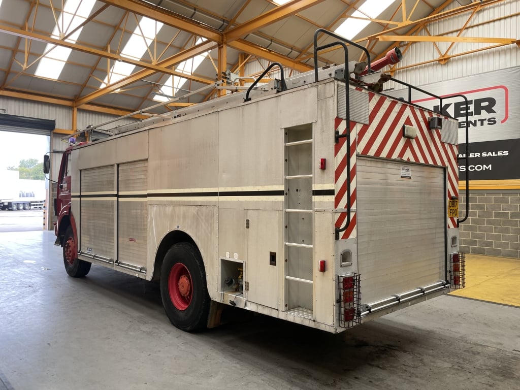 MERCEDES 1936 4X2 18 LITRES V10, ANCIEN VÉHICULE DE POMPIERS – 1987 – D817 FPO