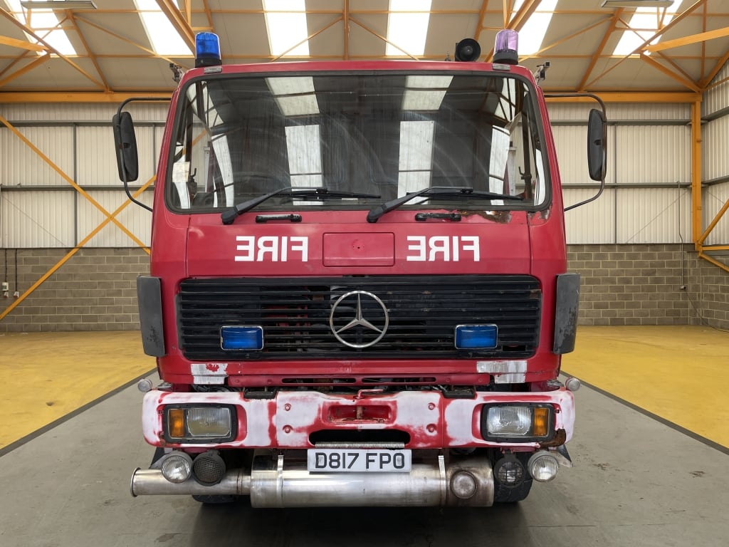 MERCEDES 1936 4X2 18 LITRES V10, ANCIEN VÉHICULE DE POMPIERS – 1987 – D817 FPO