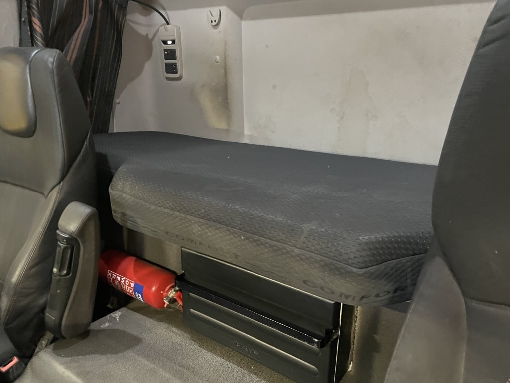 DAF CF480 *EURO 6* TRACTEUR ROUTIER À CABINE SPACE 6X2 – 2019 – FN19 EOV