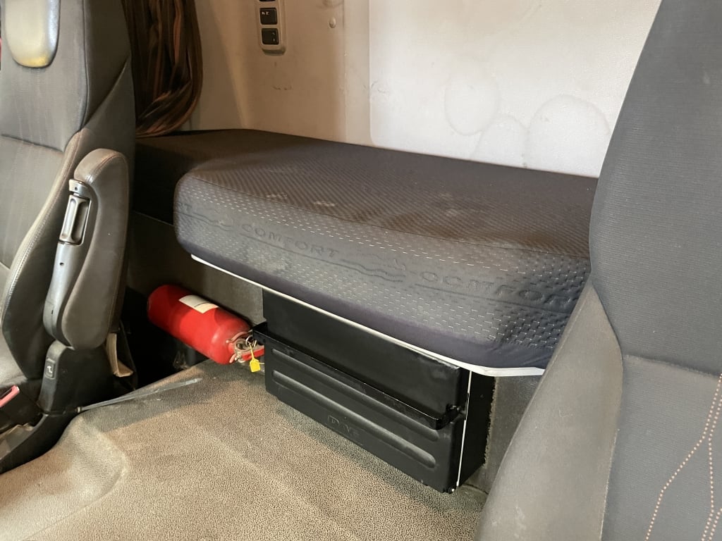 DAF CF480 *EURO 6* TRACTEUR ROUTIER À CABINE SPACE 6X2 – 2019 – FN19 EOX