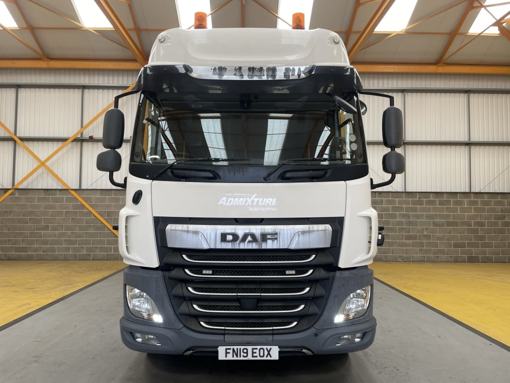 DAF CF480 *EURO 6* TRACTEUR ROUTIER À CABINE SPACE 6X2 – 2019 – FN19 EOX