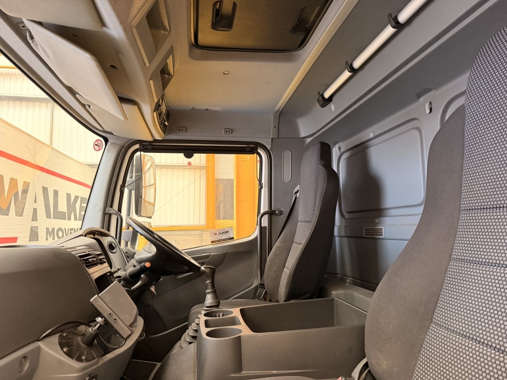 MERCEDES AXOR 2533 EURO 5 6X2 PLATEAU – 2013 – HX13 YKS *FAIBLE KILOMÉTRAGE ET UN SEUL PRÉCÉDENT PROPRIÉTAIRE*