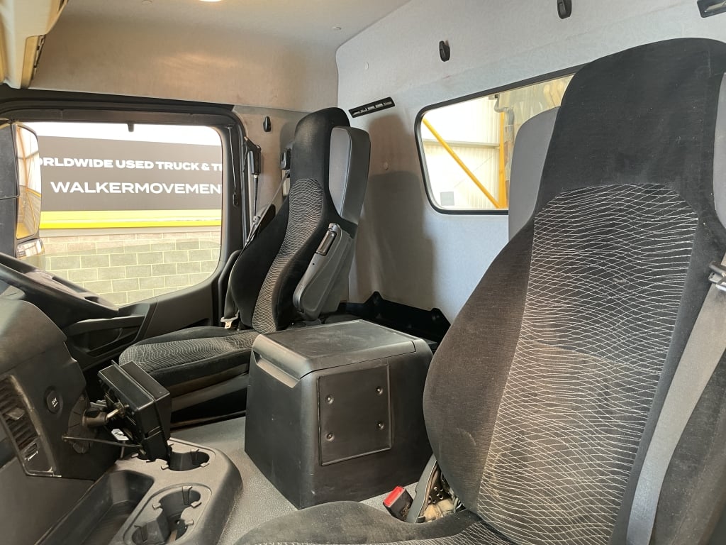 MERCEDES AROCS 3240 8X4 *EURO 6* BENNE BASCULANTE EN ACIER – 2020 – HX70 XCV