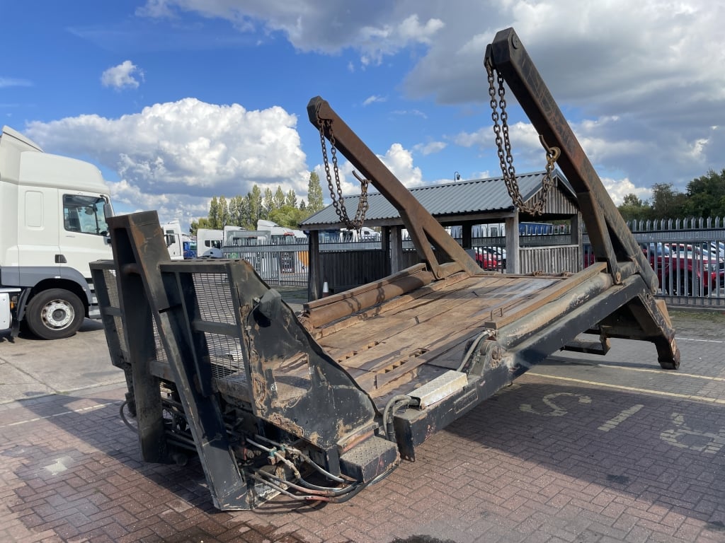 CABINE DE CHARGEMENT DÉMONTABLE HYVALIFT POUR BENNE BASCULANTE