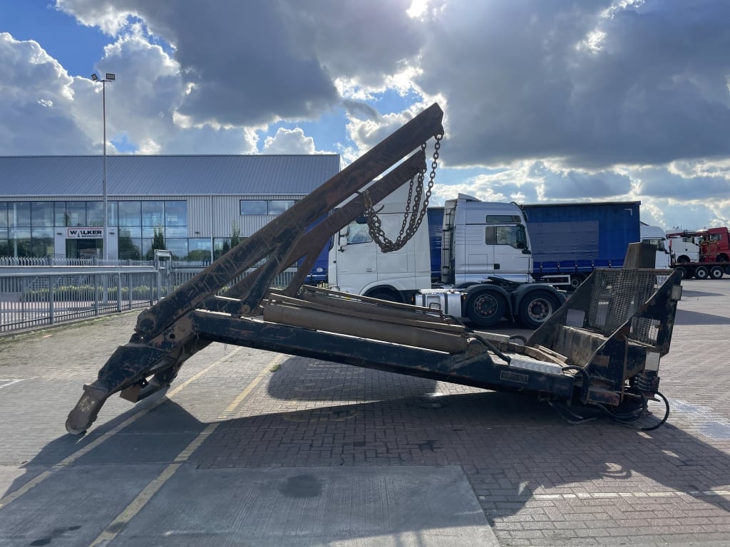 CABINE DE CHARGEMENT DÉMONTABLE HYVALIFT POUR BENNE BASCULANTE
