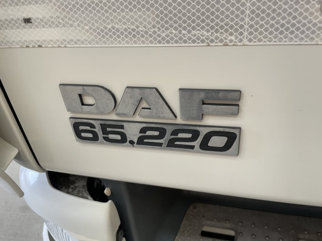 DAF CF65 220 18 TONNE REMOVAL/BOX TRUCK – 2013 – JD63 CAT