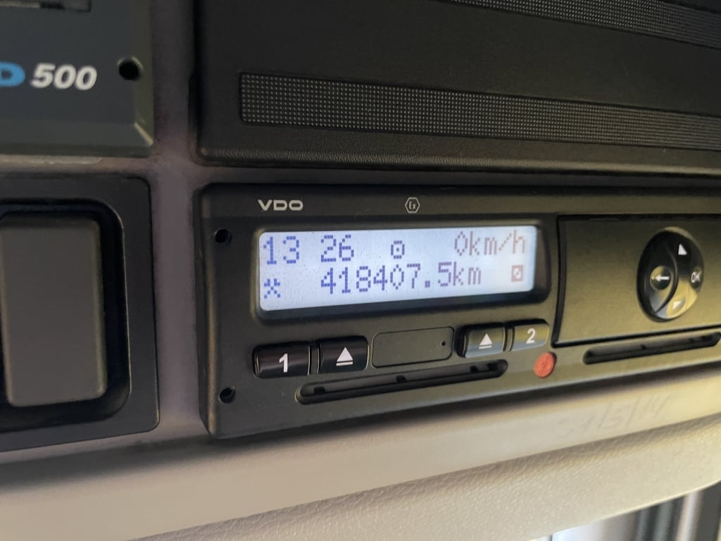 VOLVO FL 240 18 TONNE 4X2 CURTAINSIDER – 2012 – KX12 WJU