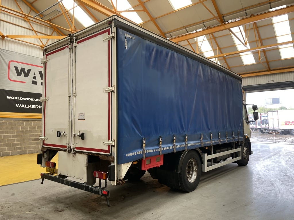 VOLVO FL 240 18 TONNE 4X2 CURTAINSIDER – 2012 – KX12 WJU