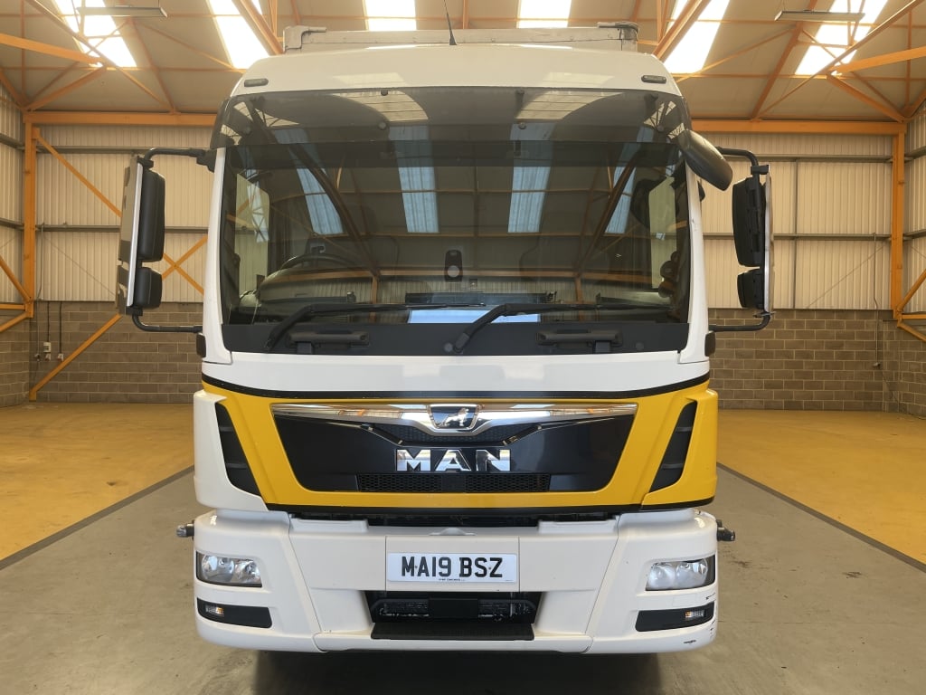 MAN TGL 12.220 *EURO 6* 12 TONNE BOX – 2019 – MA19 BSZ