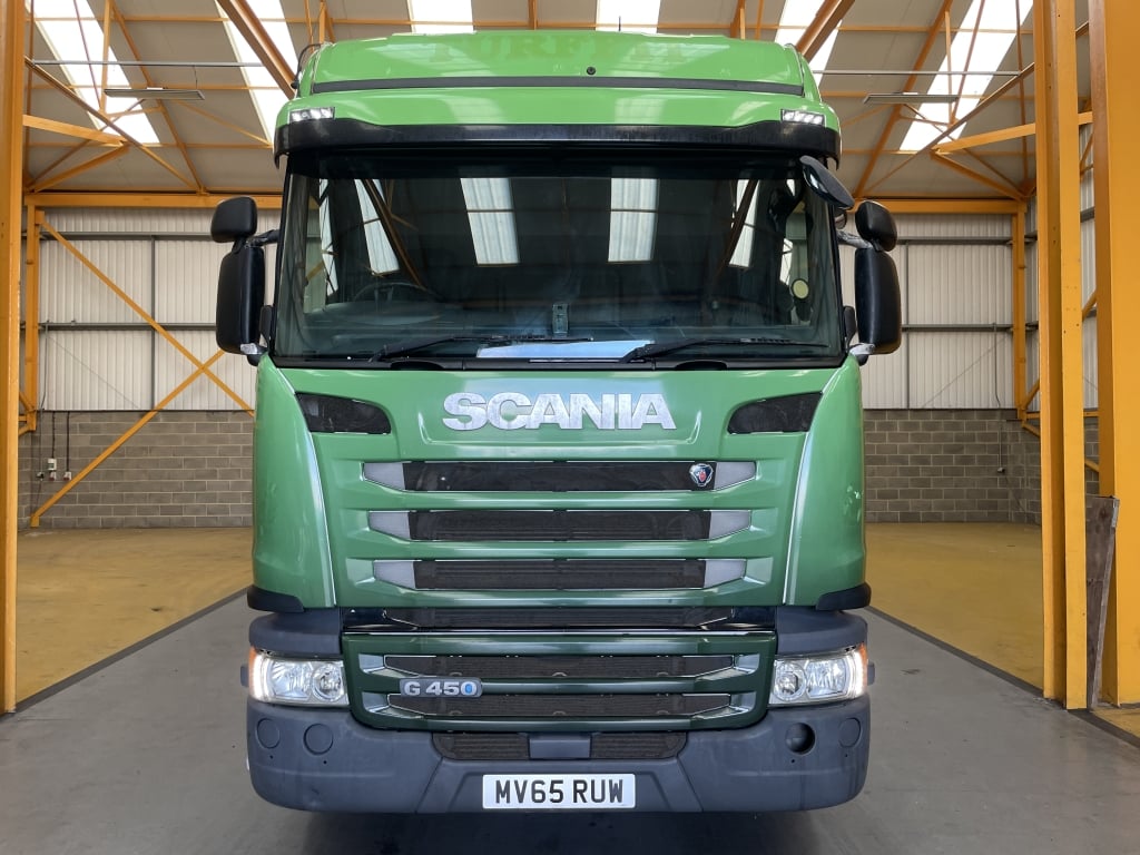 SCANIA G450 HIGHLINE *EURO 6* 26 TONNE 6X2 CURTAINSIDER – 2015 – MV65 RUW