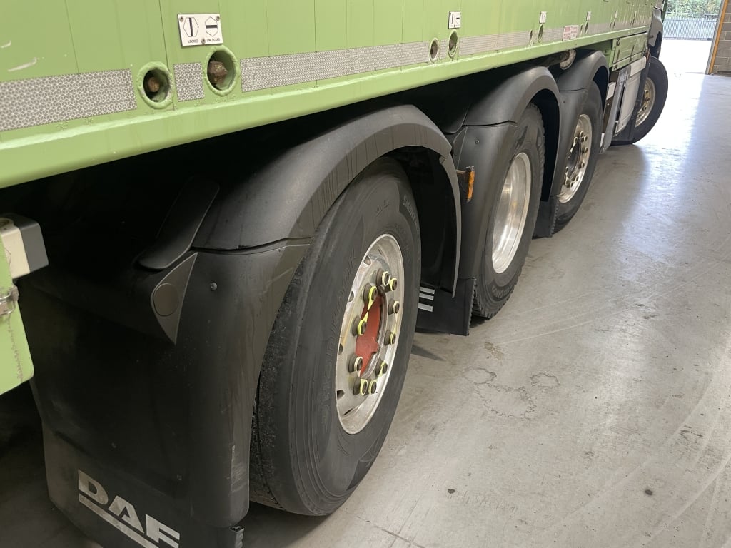 DAF CF480 8X2 TRIDEM ALUMINIUM BULK TIPPER/BLOWER – 2017 – PL66 YZD
