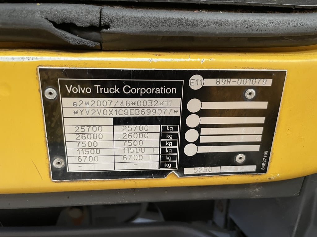 VOLVO FE-250 *EURO 6* 26 TONNE 6X2 CURTAINSIDER – 2014 – PN14 HWV