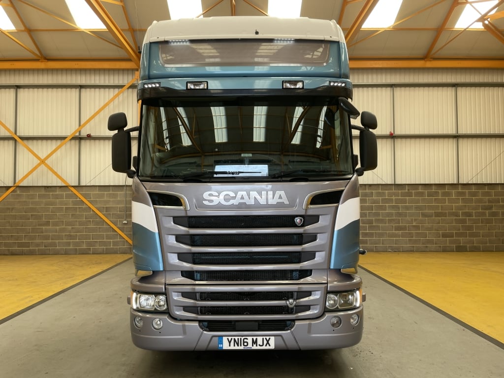 SCANIA R580 V8 *EURO 6* TOPLINE 6X2 TRACTOR UNIT – 2016 – YN16 MJX
