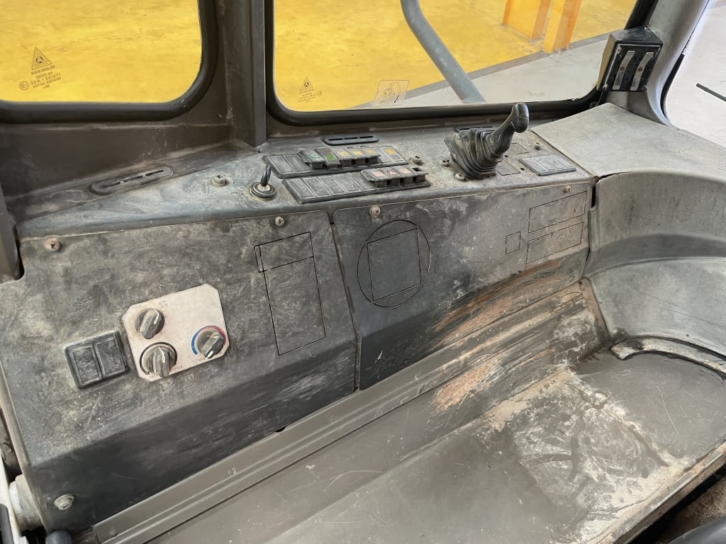 TERBERG RT 222 4X4 TERMINAL SHUNTER – 2006 – 375298