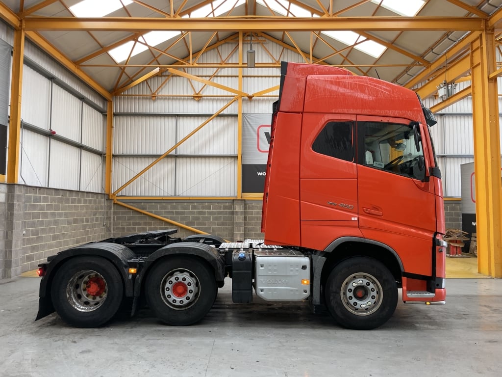 VOLVO FH 460 VERSION 4 GLOBETROTTER *EURO 6* 6X2 TRACTOR UNIT – 2018 – AY18 LXK