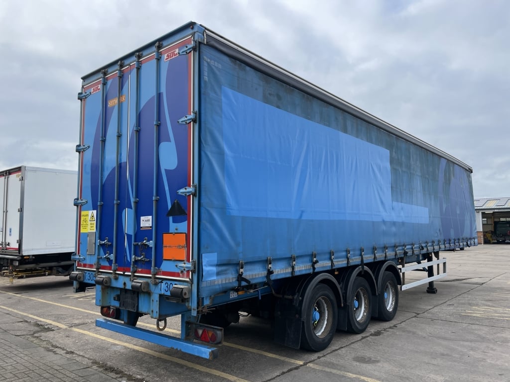 SDC 45FT CURTAINSIDE TRAILER – 2015 – C385276