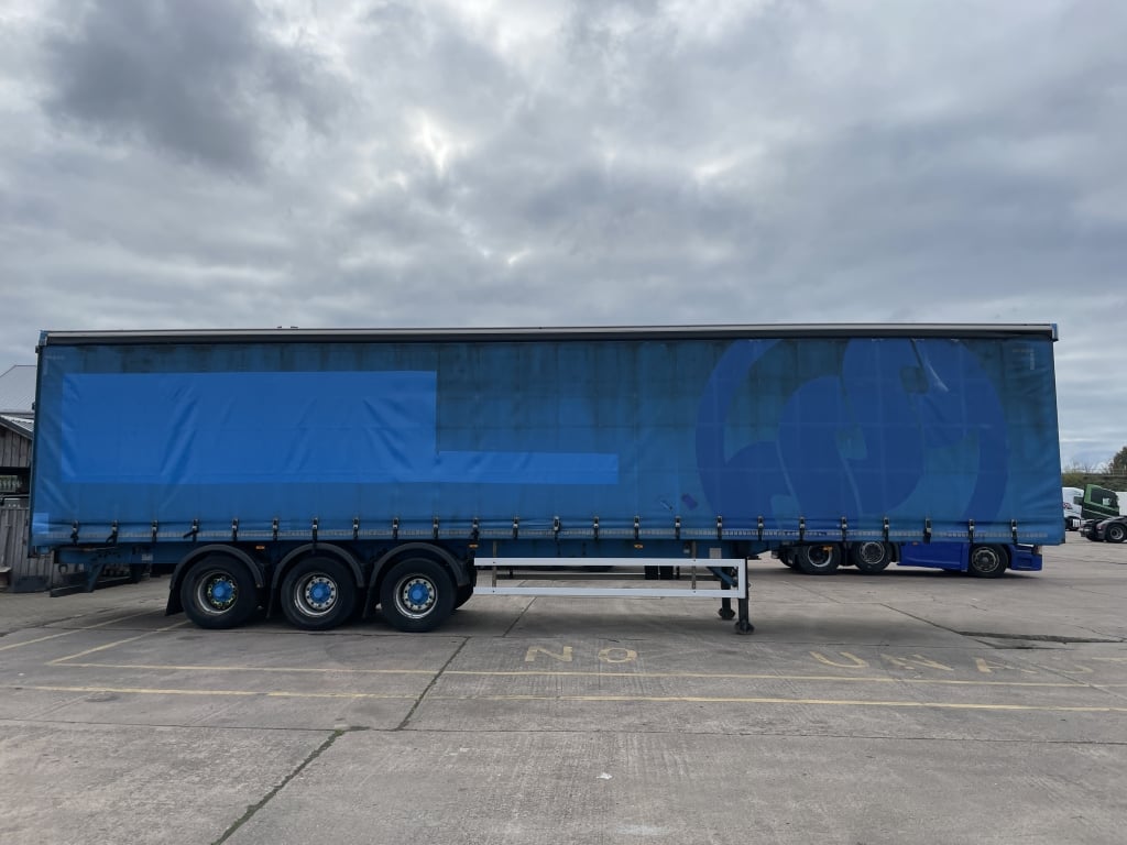 SDC 45FT CURTAINSIDE TRAILER – 2015 – C385276