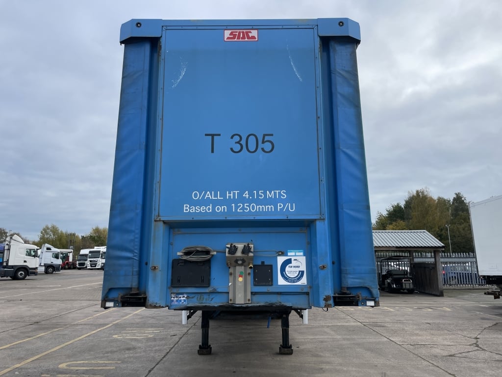 SDC 45FT CURTAINSIDE TRAILER – 2015 – C385276