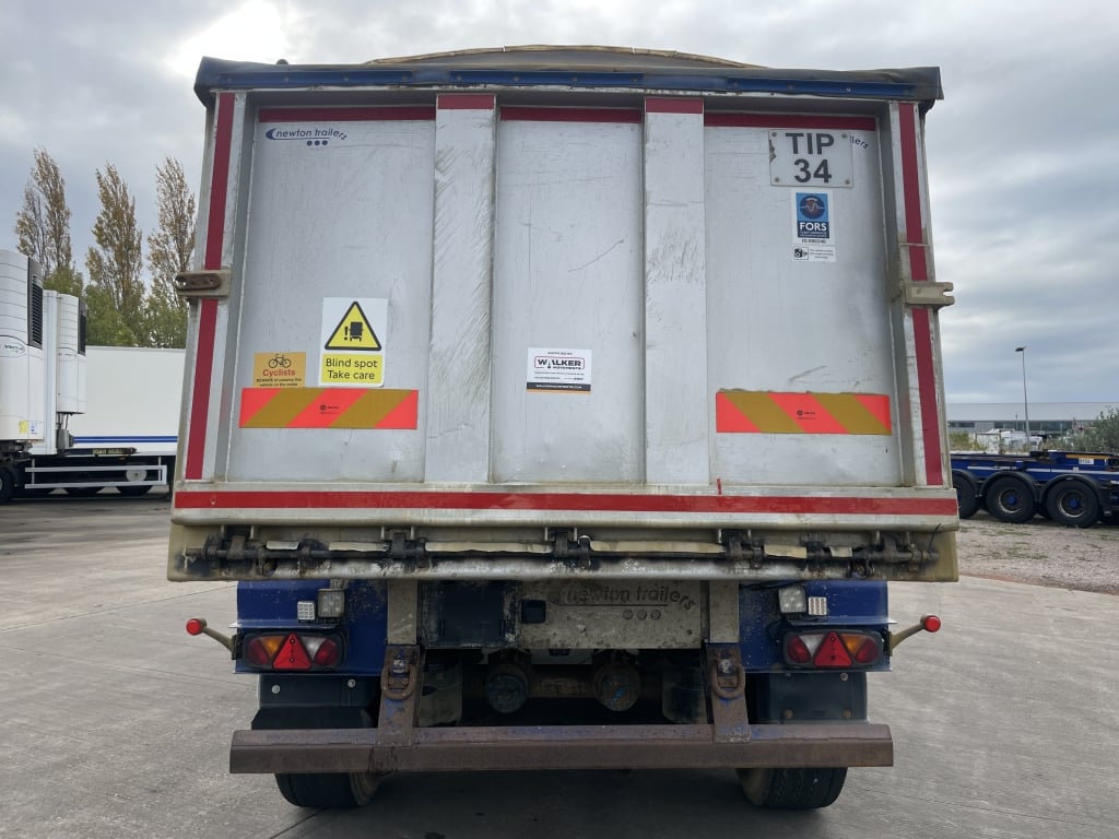 CRANE FRUEHAUF ALUMINIUM AGGREGATE TIPPING TRAILER- 2015 – C396250