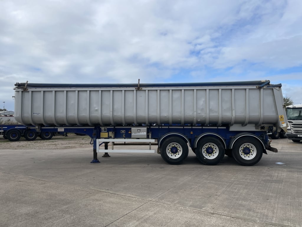 CRANE FRUEHAUF ALUMINIUM AGGREGATE TIPPING TRAILER- 2015 – C396250