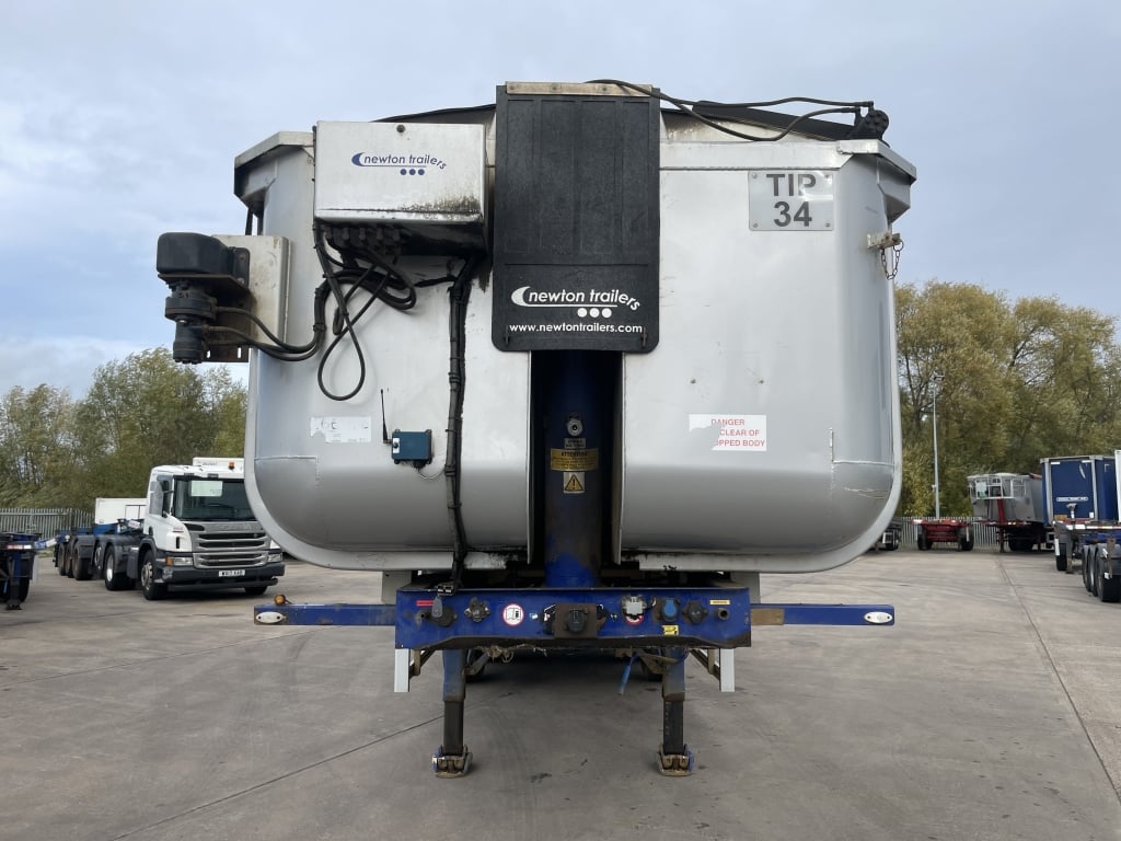 CRANE FRUEHAUF ALUMINIUM AGGREGATE TIPPING TRAILER- 2015 – C396250