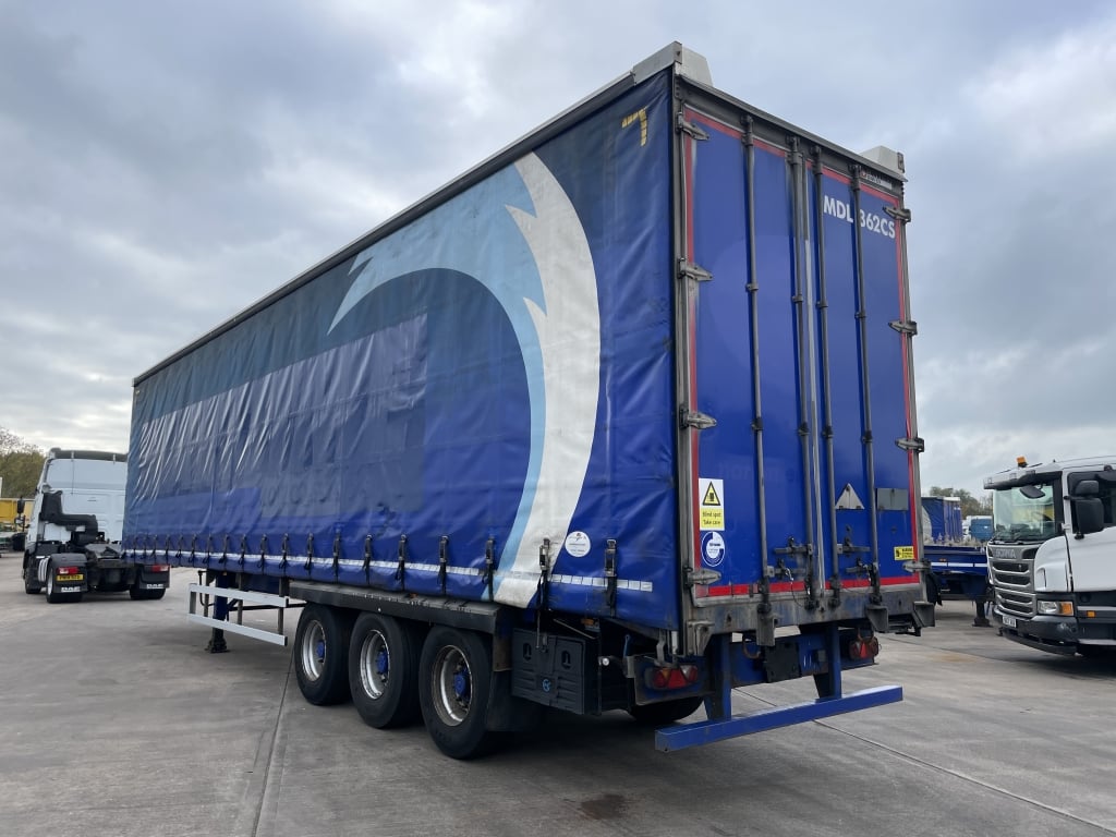 SDC/LAWRENCE DAVID 45FT CURTAINSIDE TRAILER – 2015 – C406215