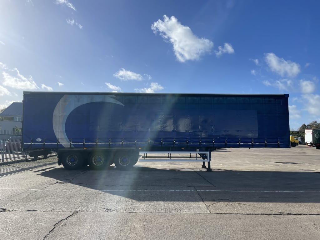 SDC/LAWRENCE DAVID 45FT CURTAINSIDE TRAILER – 2015 – C410730