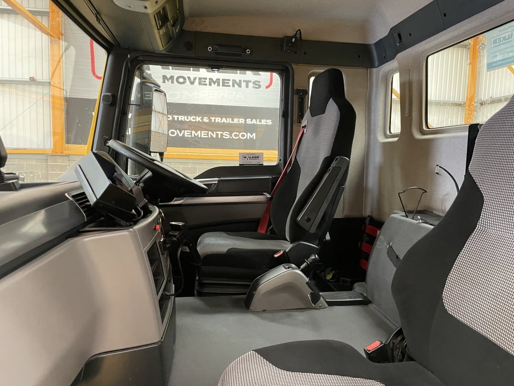 MAN TGS 24.420 *EURO 6* 6X2 PET REGS TRACTOR UNIT – 2018 – DE18 XWN