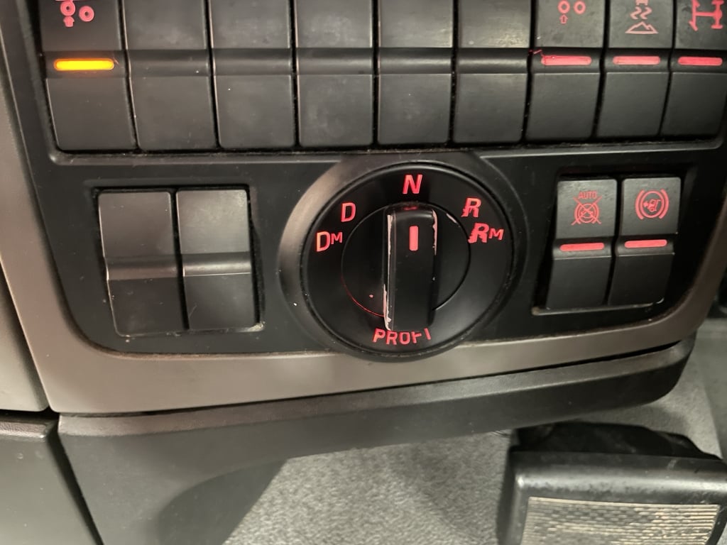 MAN TGS 24.420 *EURO 6* 6X2 PET REGS TRACTOR UNIT – 2018 – DE18 XWS
