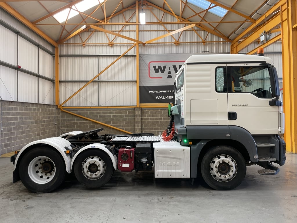 MAN TGS 24.440 *EURO 6* 6X2 PET REGS TRACTOR UNIT – 2016 – DF65 UMR