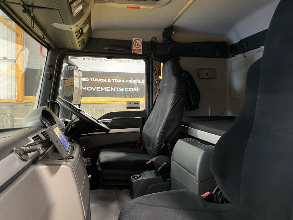MAN TGS 24.440 *EURO 6* 6X2 PET REGS TRACTOR UNIT – 2016 – DF65 UMT