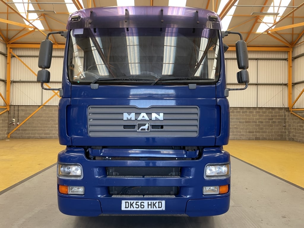 MAN TGA 26.310 6X2 DRAWBAR SPEC FLATBED – 2006 – DK56 HKD