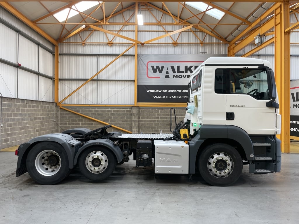 MAN TGS 24.420 *EURO 6* 6X2 PET REGS TRACTOR UNIT – 2018 – DK68 WUV