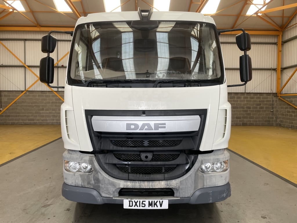 DAF LF 220 *EURO 6* 18 TONNE 4X2 DROPSIDE FLATBED – 2015 – DX15 MKV