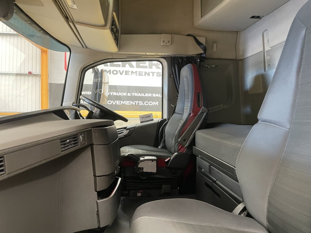 VOLVO FH 500 VERSION 4 GLOBETROTTER *EURO 6* 6X2 TRACTOR UNIT – 2018 – DX18 HHG