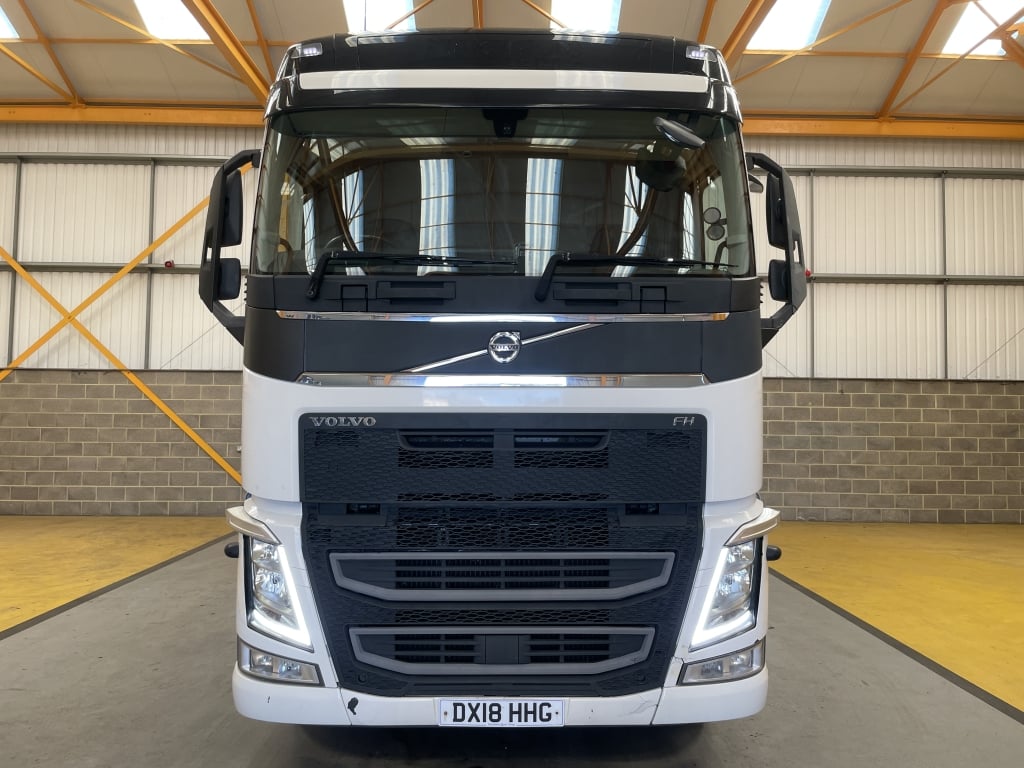 VOLVO FH 500 VERSION 4 GLOBETROTTER *EURO 6* 6X2 TRACTOR UNIT – 2018 – DX18 HHG
