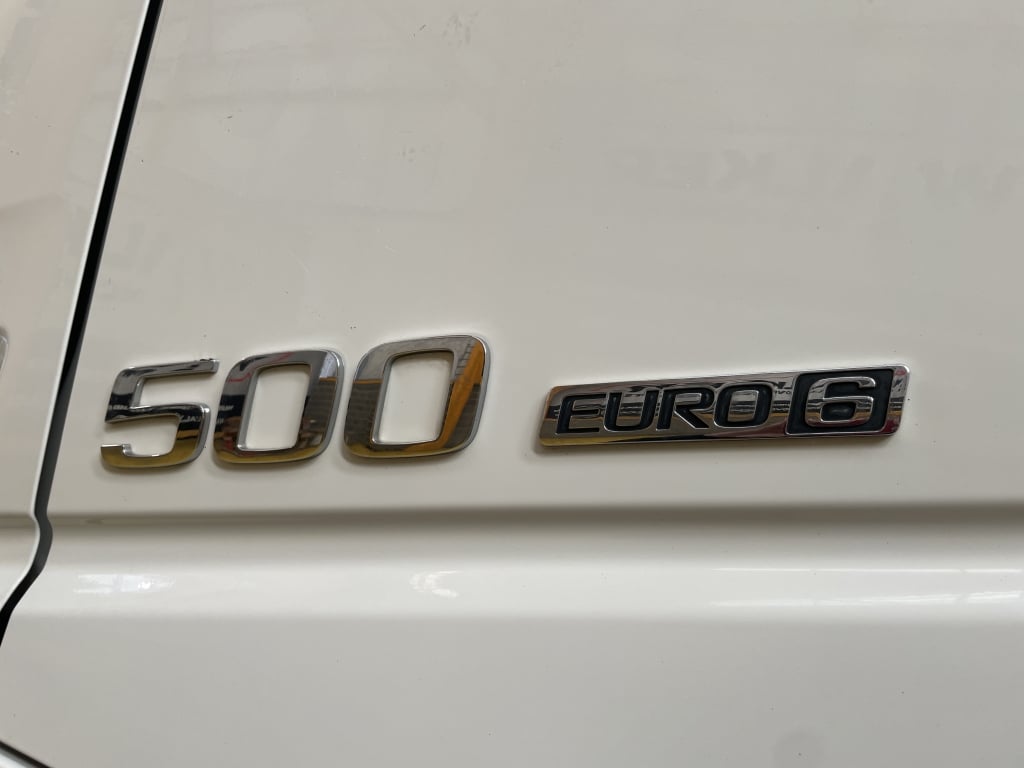 VOLVO FH 500 VERSION 4 GLOBETROTTER *EURO 6* 6X2 TRACTOR UNIT – 2018 – DX18 HHL