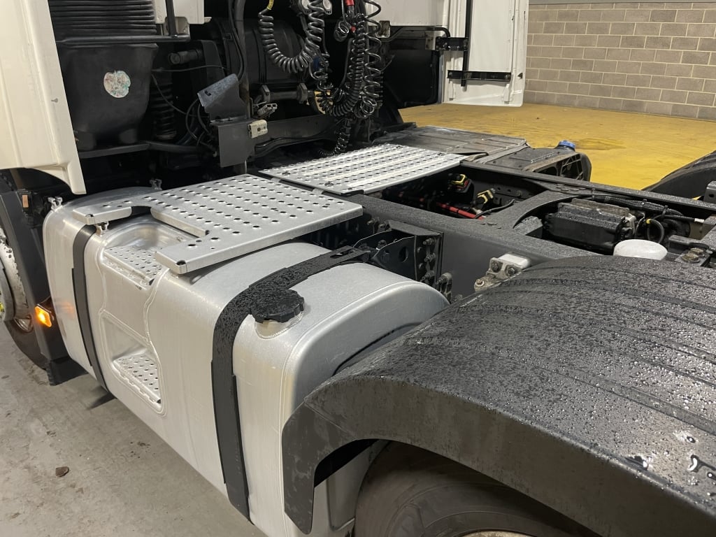 VOLVO FH 460 VERSION 4 GLOBETROTTER *EURO 6* 6X2 TRACTOR UNIT – 2019 – DX19 YHH