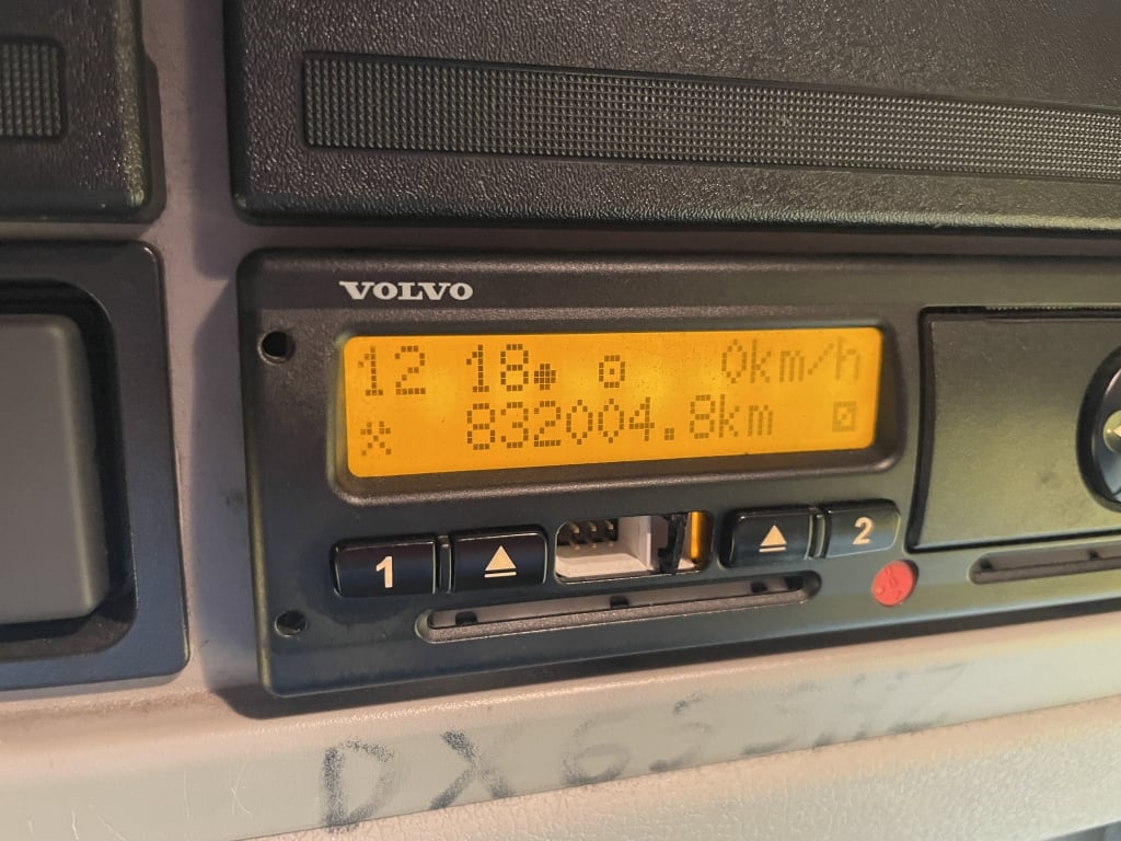 VOLVO FL250 *EURO 6*, 4X2 18 TONNE BOX – 2015 – DX65 SHZ
