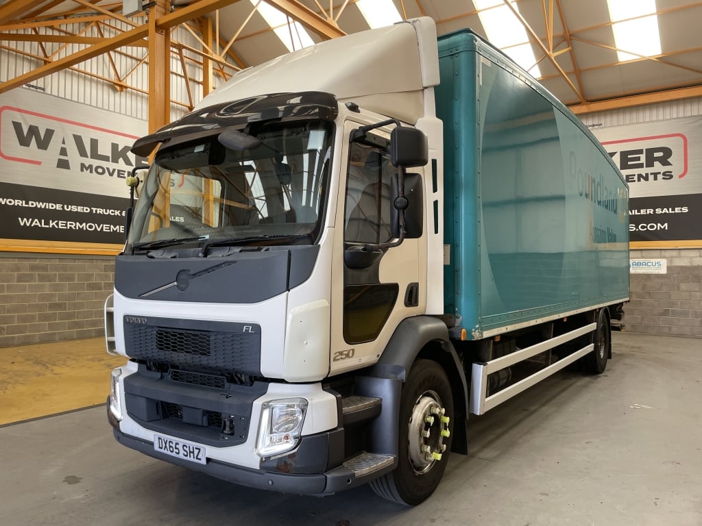 VOLVO FL250 *EURO 6*, 4X2 18 TONNE BOX – 2015 – DX65 SHZ