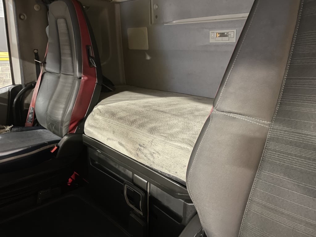 VOLVO FH 460 VERSION 4 GLOBETROTTER *EURO 6* 6X2 TRACTOR UNIT – 2019 – DX68 VOD