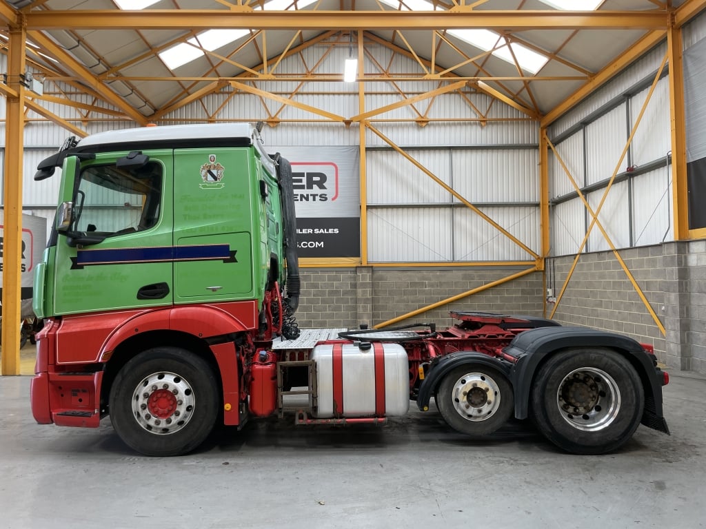 MERCEDES ACTROS 2443 *EURO 6* 6X2 TRACTOR UNIT – 2015 – FH65 FCC