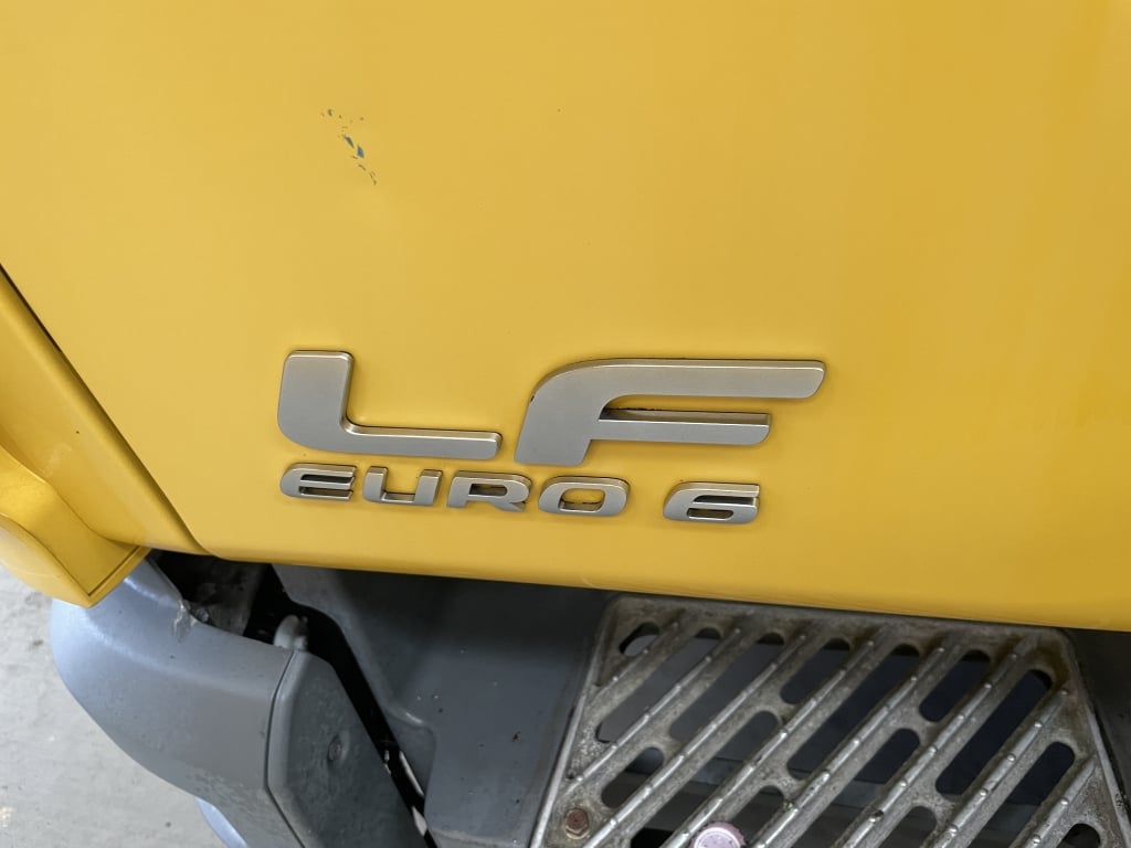 DAF LF 250 *EURO 6* 4X2 URBAN TRACTOR UNIT – 2015 – FJ15 VDX