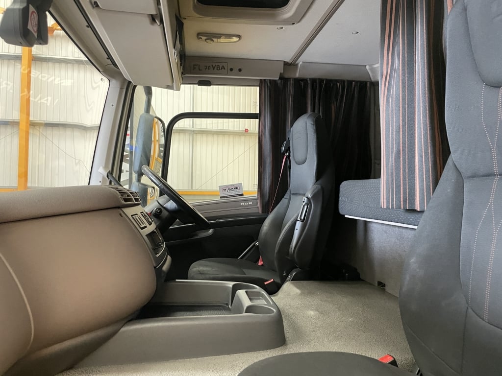 DAF CF 260 *EURO 6* 4X2 18 TONNE BOX – 2020 – FL70 VBA