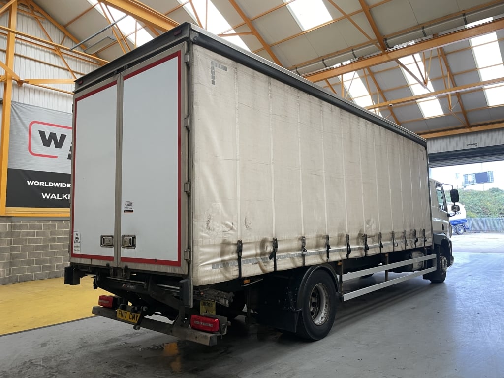 DAF CF 230 *EURO 6* 4X2, 18 TONNE CURTAINSIDER – 2017 – FN17 CMY