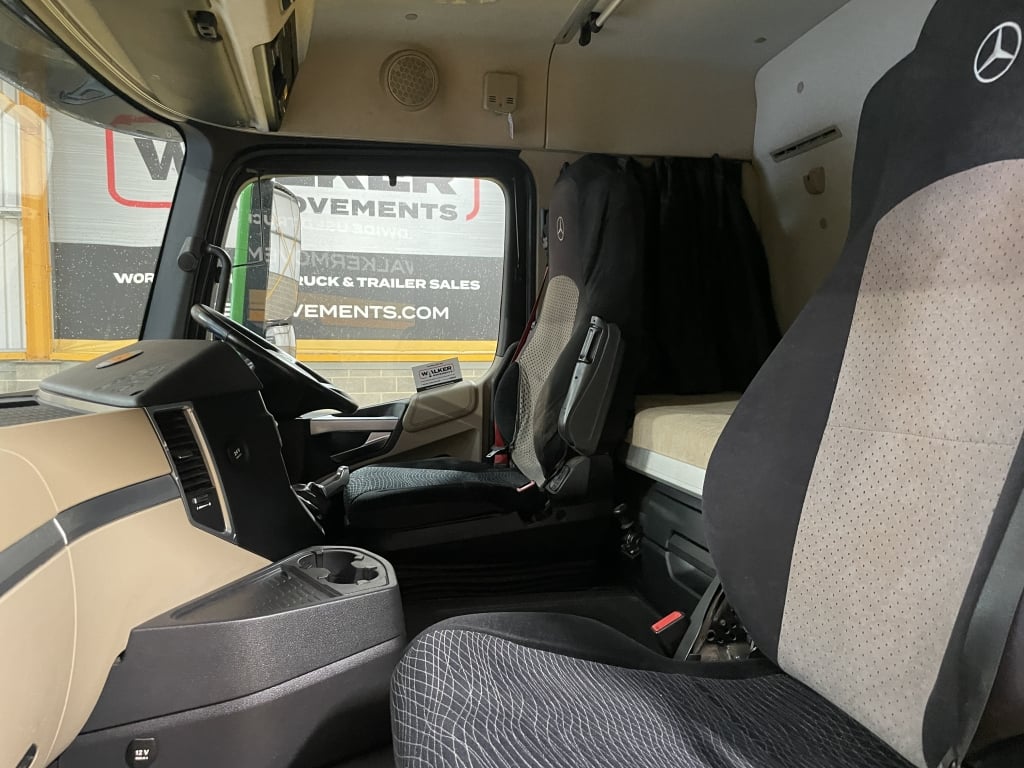 MERCEDES ACTROS 2443 *EURO 6* 6X2 TRACTOR UNIT – 2017 – FN67 LRV