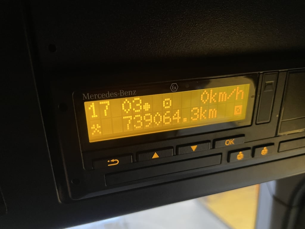 MERCEDES ACTROS 2443 *EURO 6* 6X2 TRACTOR UNIT – 2017 – FN67 LRV