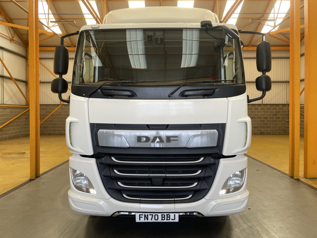 DAF CF 260 *EURO 6* 4X2 18 TONNE BOX – 2020 – FN70 BBJ