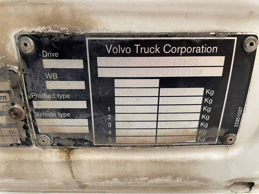 VOLVO FMX *EURO 6*, 8X4 STEEL TIPPER – 2016 – GF66 RZC