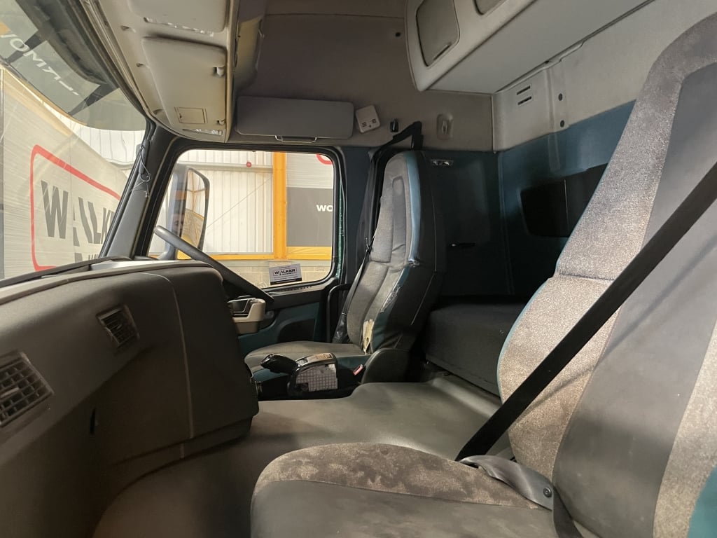 VOLVO FM *EURO 6* 26 TONNE 6X2 CURTAINSIDER – 2015 – GJ65 YHP